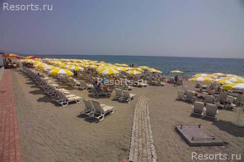Orient Palace Hotel & Resort 10
